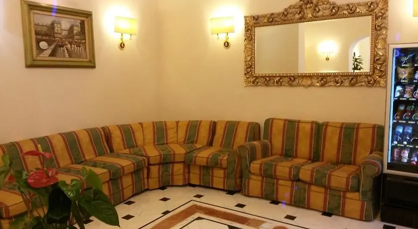 Raeli Hotel Lux Рим 4*,