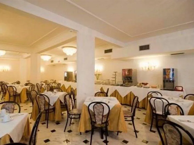 Raeli Hotel Lux Rzym