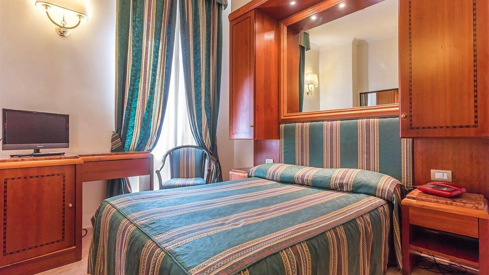 Raeli Hotel Lux Rzym